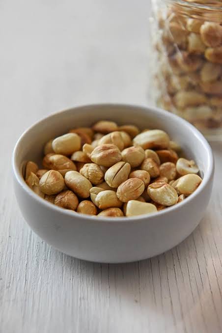 Nutvera Premium Roasted Peanuts